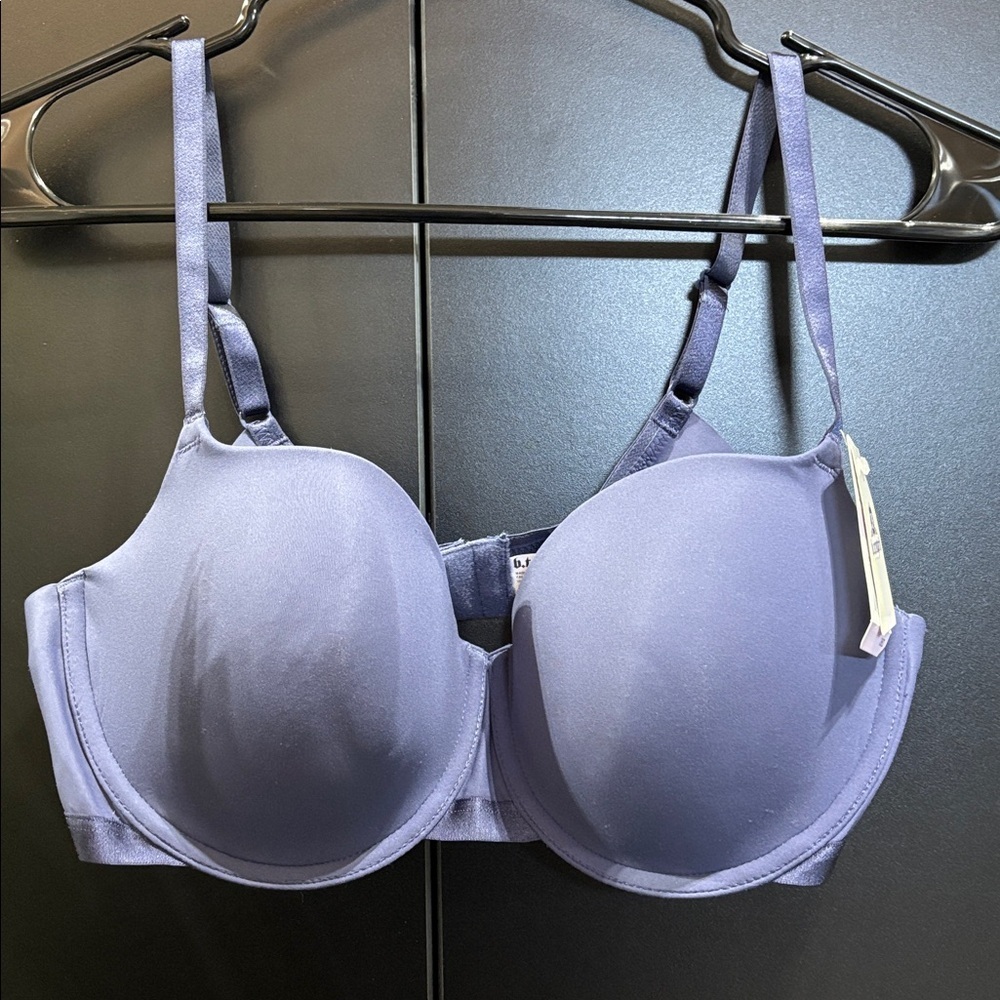 b.tempt’d Demi Underwire, adjustable straps,padded,silky